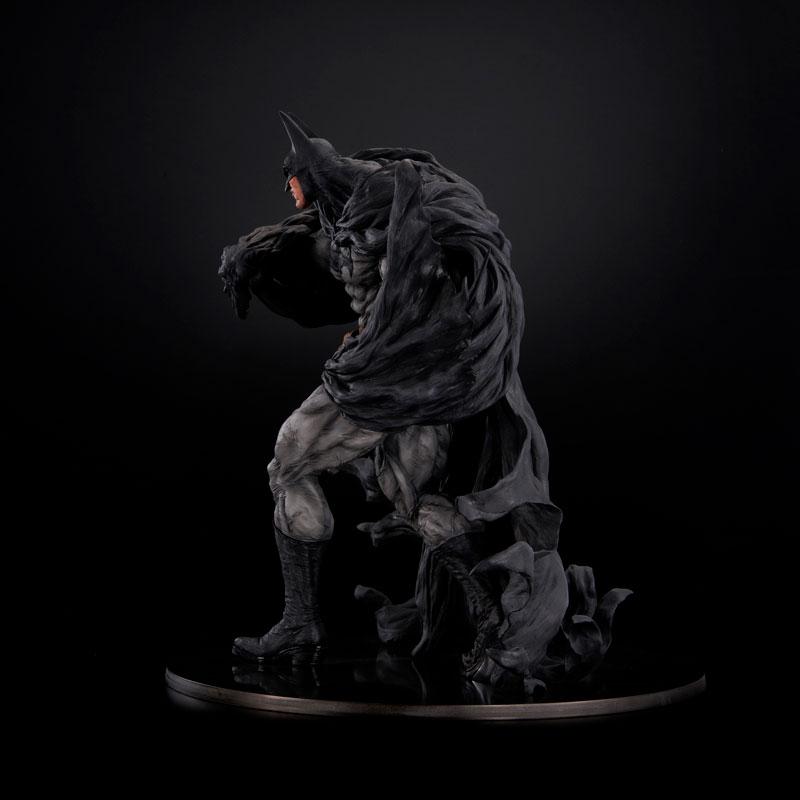 sofbinal Batman Hard Black Ver. Complete Figure