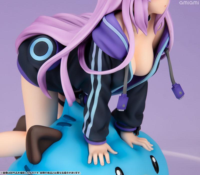 Hyperdimension Neptunia "Dimensional Traveler Neptune" Waking Up Ver. 1/8 Complete Figure